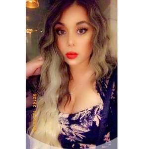 Meet your Posher, Ava